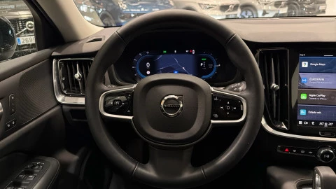 Volvo V60 T6 Recharge Plus Dark AWD Auto 257 kW (350 CV)