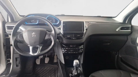 Peugeot 2008 Allure 1.2 PureTech 96KW (130CV)