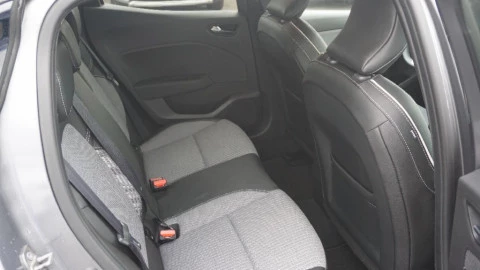 Renault Clio Techno TCe 90 (67kw)