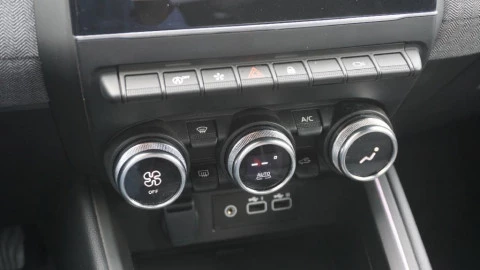 Renault Clio Techno TCe 90 (67kw)