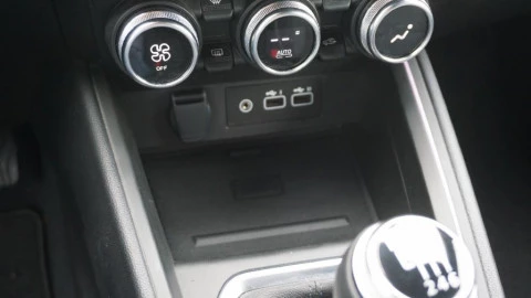 Renault Clio Techno TCe 90 (67kw)