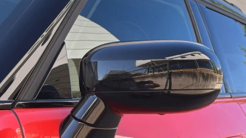 MINI Aceman SE Essential Trim