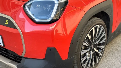MINI Aceman SE Essential Trim