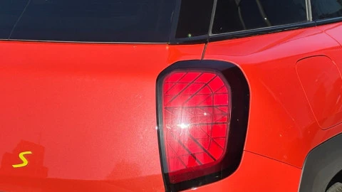 MINI Aceman SE Essential Trim