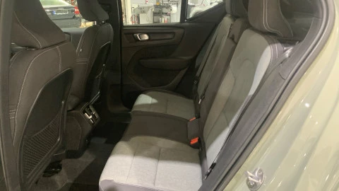 Volvo XC40 2.0 B3 G Plus Dark Auto