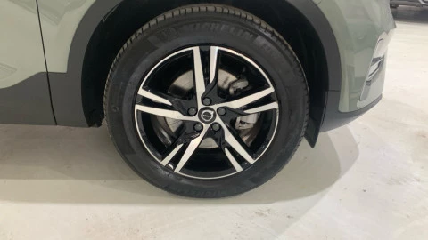 Volvo XC40 2.0 B3 G Plus Dark Auto