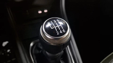 Renault Captur techno Eco-G 100cv (74 kW)