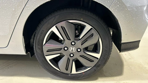 Honda Jazz 1.5 i-MMD ADVANCE