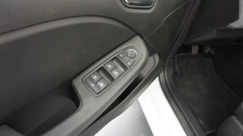 Renault Clio Evolution TCe 90 (67kw)