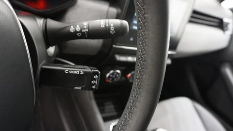 Renault Clio Evolution TCe 90 (67kw)