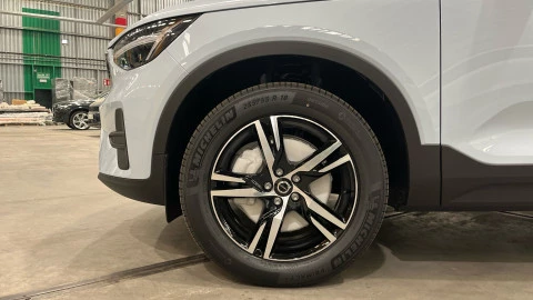 Volvo XC40 B3 G Core Auto 120 kW (163 CV)