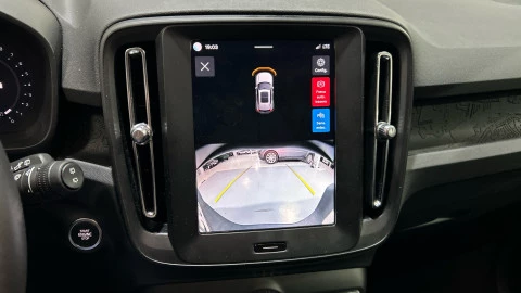 Volvo XC40 2.0 B3 G Essential Auto