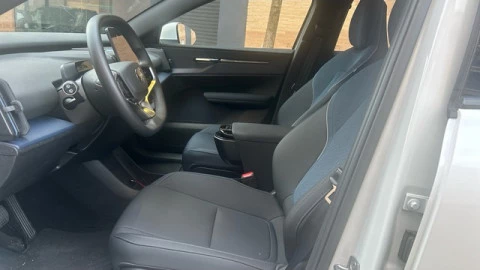 Volvo EX30 Single Motor Extended Range Core Auto 200 kW (272 CV)