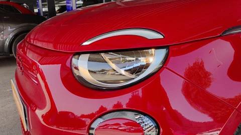 Fiat 500 e 87Kw Red