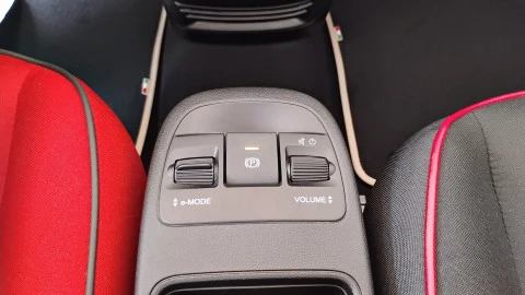 Fiat 500 e 87Kw Red