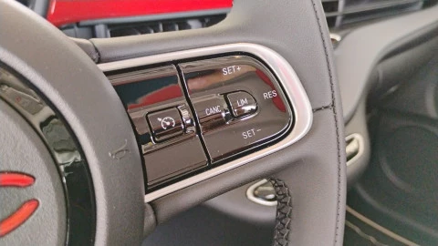 Fiat 500 e 87Kw Red