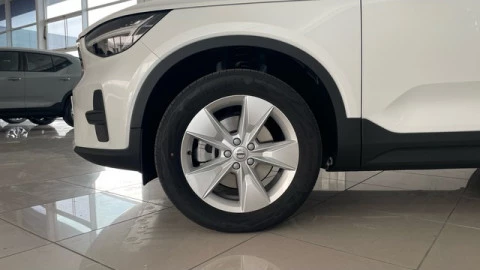 Volvo XC40 B3 G Core Auto 120 kW (163 CV)