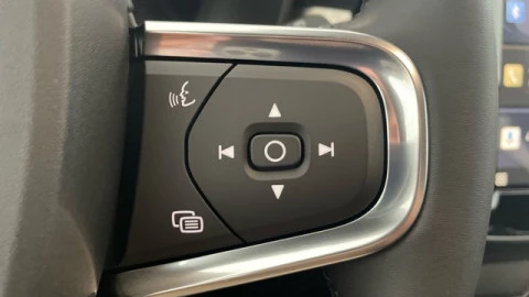 Volvo XC40 B3 G Core Auto 120 kW (163 CV)