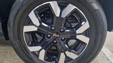 Dacia Duster Extreme TCE 96kW 48v (130CV) 4X2