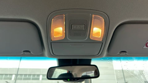 Kia Niro 1.6 GDi HEV 104kW (141CV) Drive