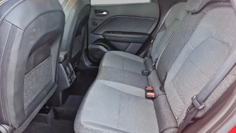 Renault Captur techno Eco-G 100cv (74 kW)