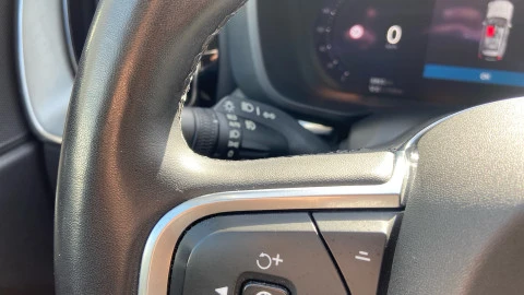 Volvo XC60 2.0 B4 D Core Auto
