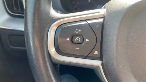Volvo XC60 2.0 B4 D Core Auto