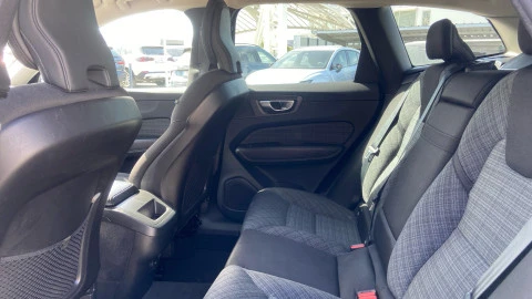 Volvo XC60 2.0 B4 D Core Auto