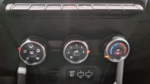 Renault Clio Equilibre TCe 67 kW (91CV)