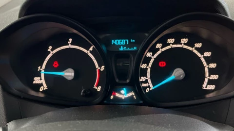 Ford Tourneo Courier 1.5 TDCi 70kW (95CV) Trend