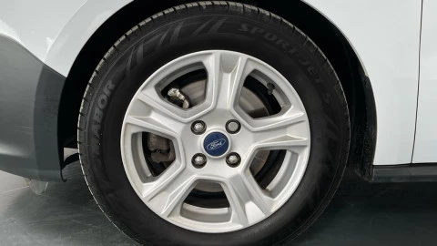 Ford Tourneo Courier 1.5 TDCi 70kW (95CV) Trend