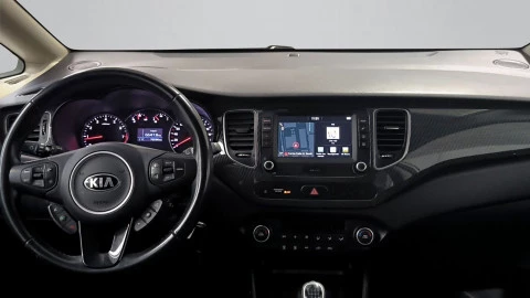 Kia Carens 1.6 GDi 99kW (135CV) Concept