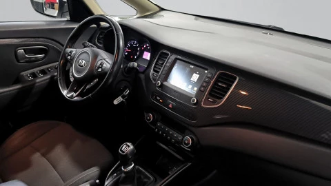Kia Carens 1.6 GDi 99kW (135CV) Concept