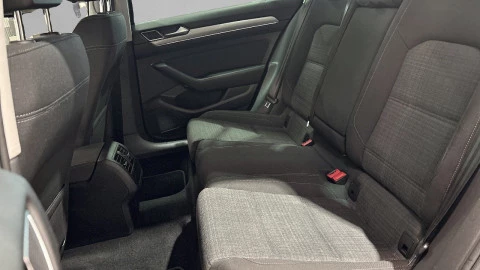 Volkswagen Passat Variant Executive 1.5 TSI 110kW (150CV)