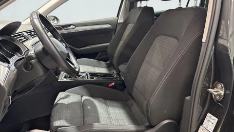 Volkswagen Passat Variant Executive 1.5 TSI 110kW (150CV)