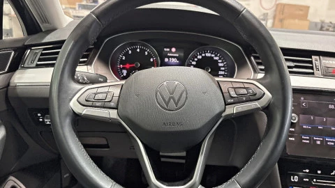 Volkswagen Passat Variant Executive 1.5 TSI 110kW (150CV)