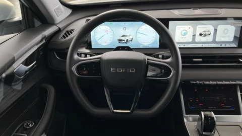 EBRO S400 1.5 DHE HEV Premium CVT
