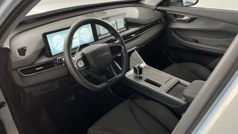 EBRO S400 1.5 DHE HEV Premium CVT