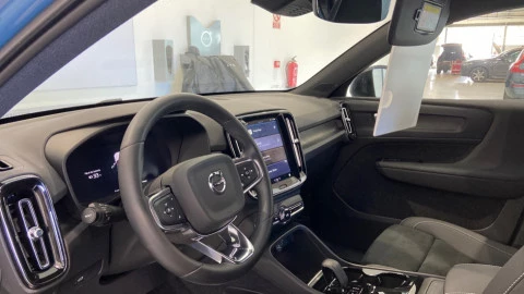 Volvo XC40 Recharge Single Extended Core Auto