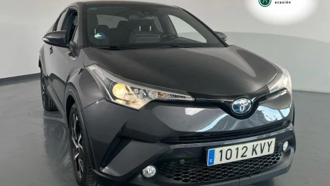 Toyota C-HR 1.8 125H Advance Toyota C-HR 1.8 125H Advance