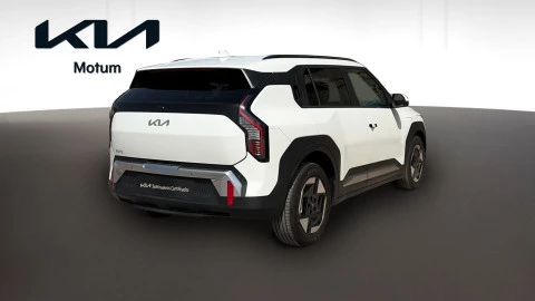 Kia EV3  Earth Long Range