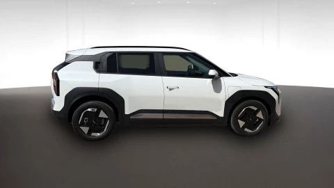 Kia EV3  Earth Long Range