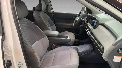 Kia EV3  Earth Long Range