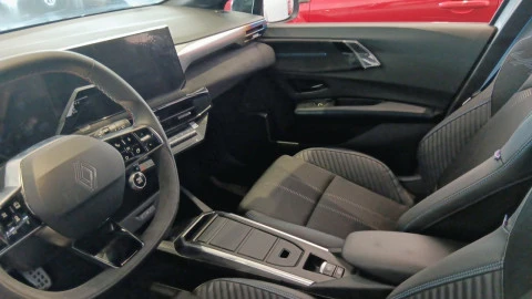Renault Clio esprit Alpine full hybrid E-Tech 116kW