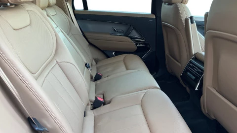 Land Rover Range Rover Sport 3.0D TD6 300PS AWD Auto MHEV SE