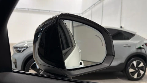 Volvo XC40 B3 G Plus Dark Auto 120 kW (163 CV)