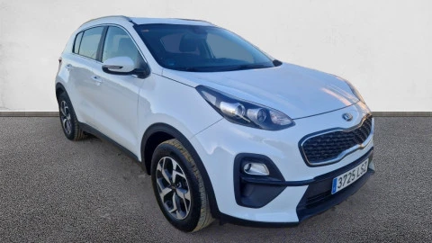 Kia Sportage 1.6 MHEV Business 100kW (136CV) 4x4