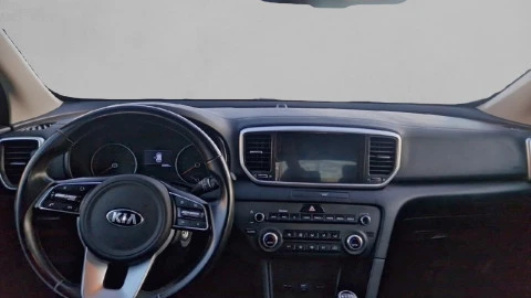Kia Sportage 1.6 MHEV Business 100kW (136CV) 4x4