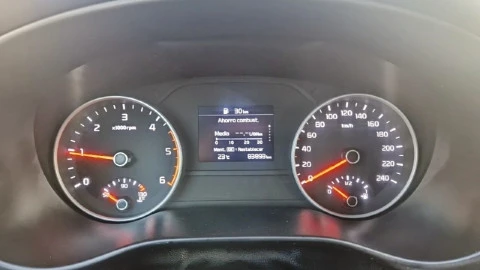 Kia Sportage 1.6 MHEV Business 100kW (136CV) 4x4