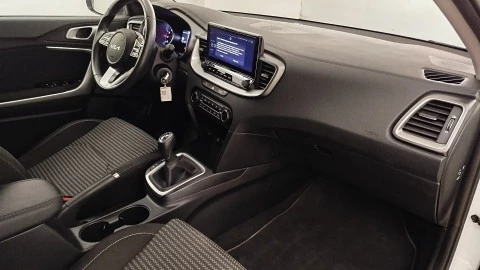 Kia Ceed  1.0 T-GDI Drive 100